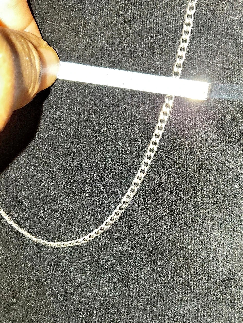 Silver-Tone Planted Chain Necklace 20 Inches - Picture 5 of 5